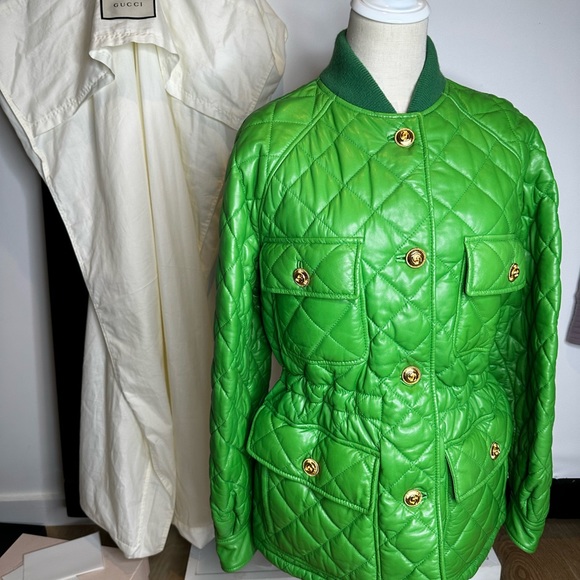 NWT Gucci QUILTED JACKET GREEN lamb skin from Gucci button closing pockets 40 S - Picture 6 of 16